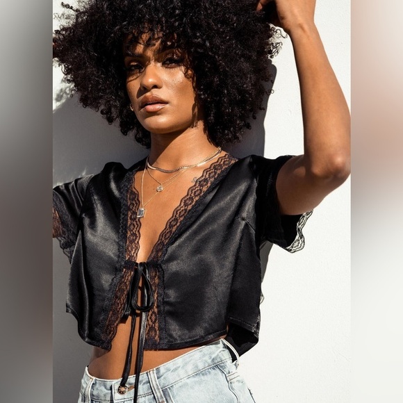 Princess Polly Tops - Princess Polly Vintage Tie Up Lace Crop Top Black Size 0